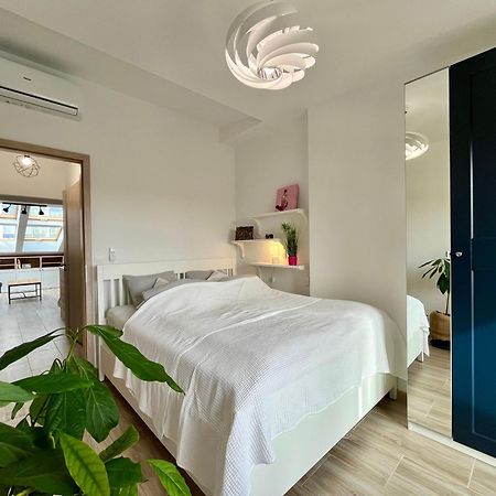 Feelhome Apartment With Kitchen คราคูฟ ภายนอก รูปภาพ