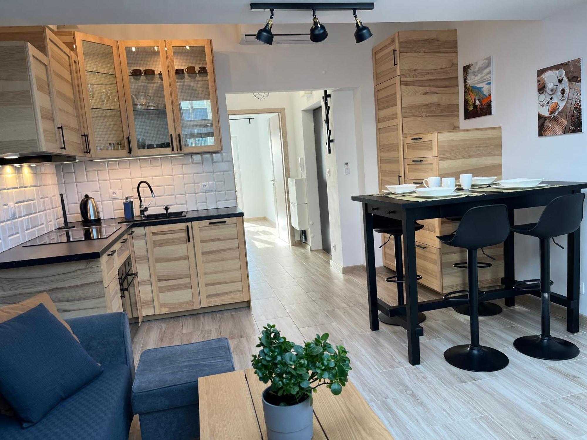 Feelhome Apartment With Kitchen คราคูฟ ภายนอก รูปภาพ