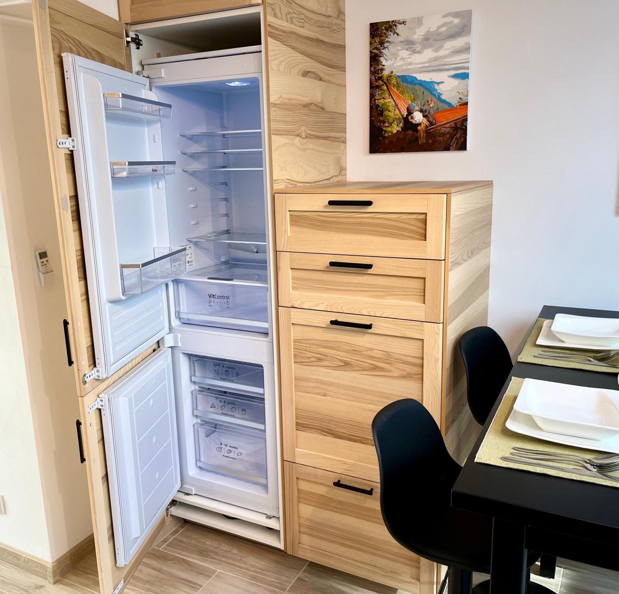 Feelhome Apartment With Kitchen คราคูฟ ภายนอก รูปภาพ