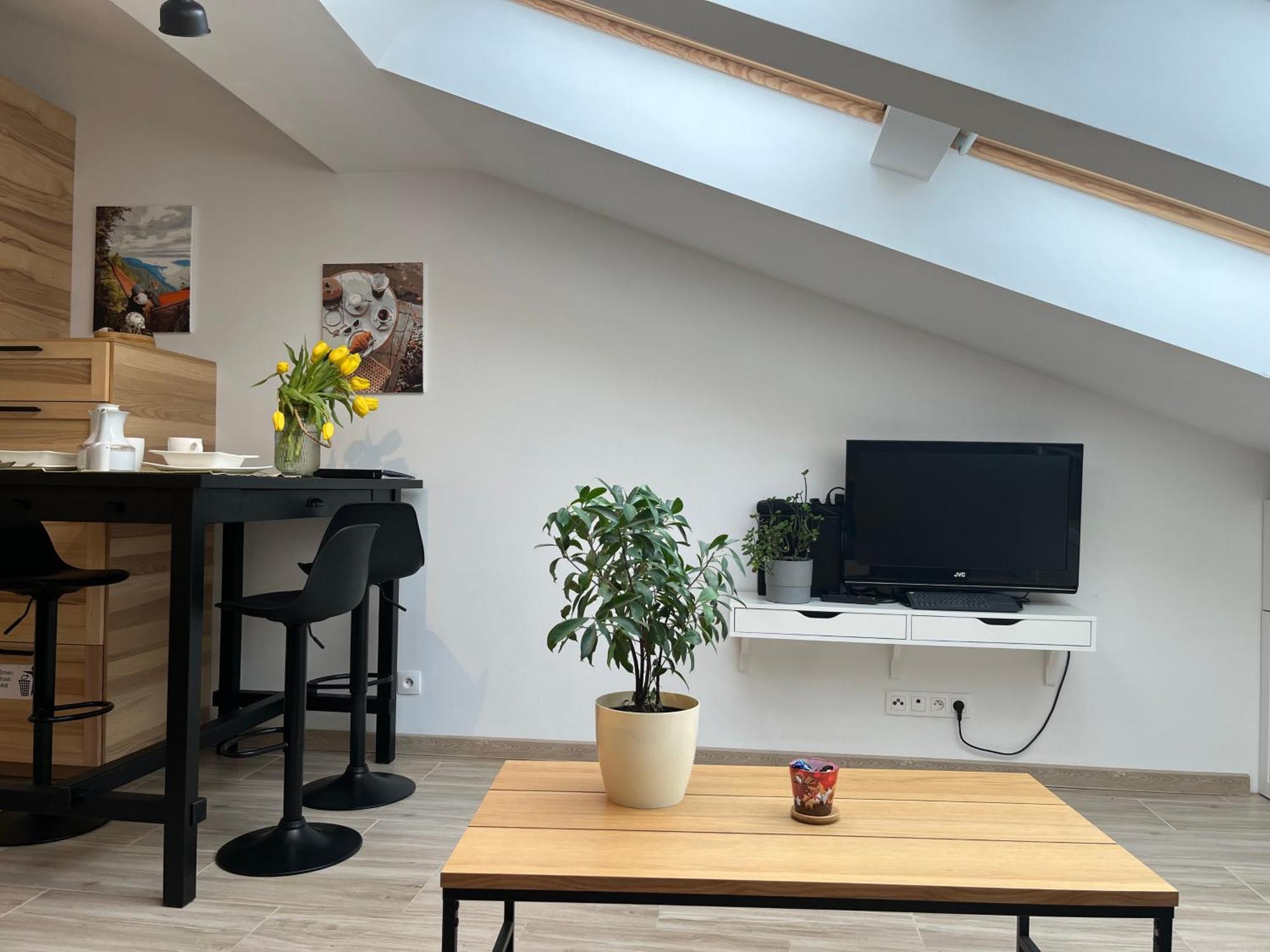 Feelhome Apartment With Kitchen คราคูฟ ภายนอก รูปภาพ