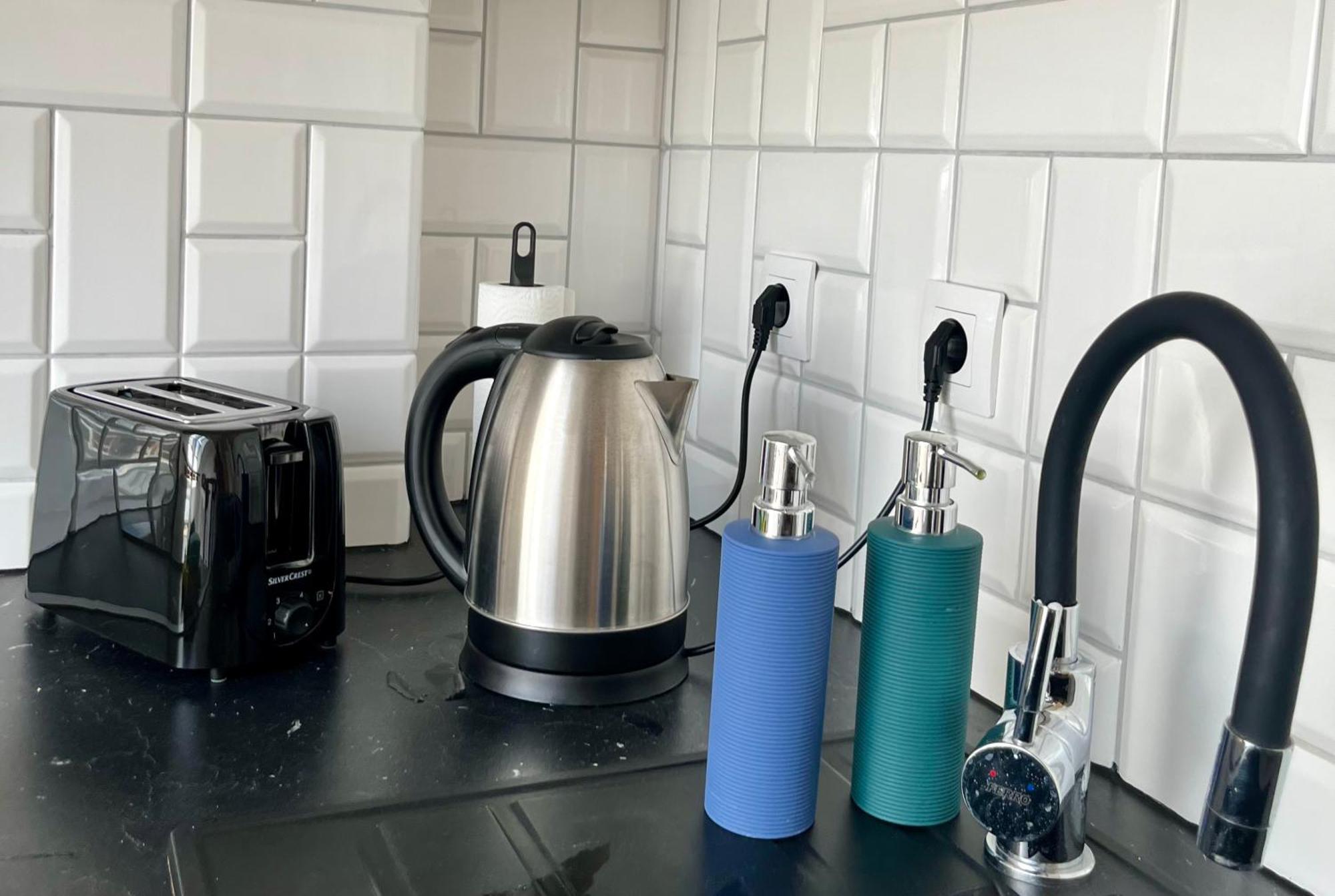 Feelhome Apartment With Kitchen คราคูฟ ภายนอก รูปภาพ